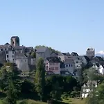 Le Saint Pierre Quartier Historique D'oloron Sainte Marie *